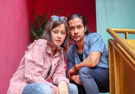 Kimberly Ryder dan Suami Menanti Kelahiran Anak Pertama  di Luar Negeri