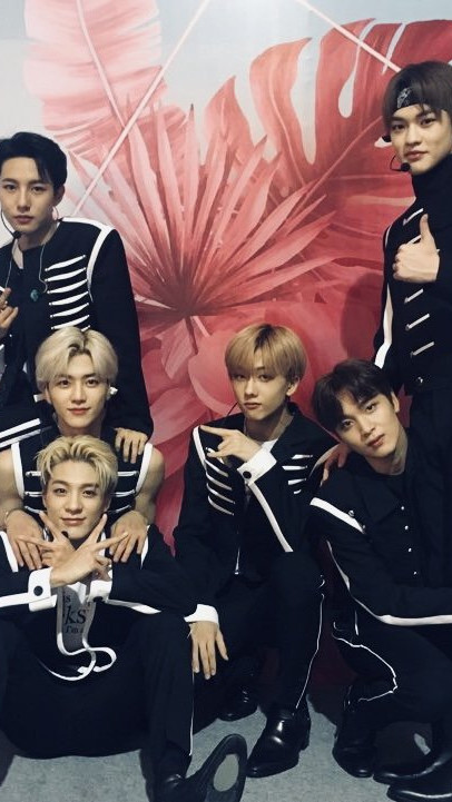 Foto Visual Ganteng Nct Dream Selama Di Indonesia Pamer Selfie Sapa Fans Kapanlagi Com