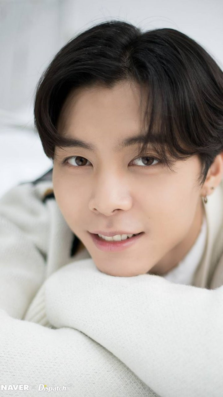 Foto Gantengnya Johnny Nct Tampil Di Pemotretan Musim Gugur Naver X Dispatch Kapanlagi Com